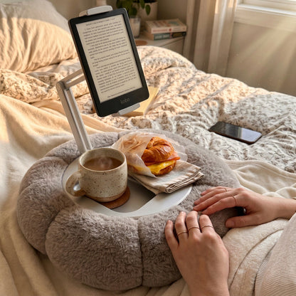 Pillow Stands